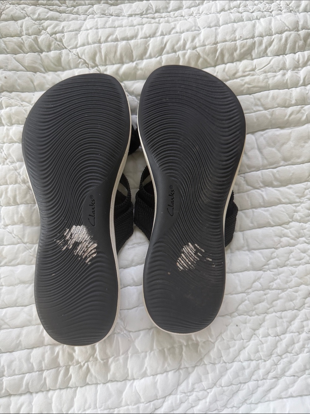 Clarks Black Crisscross Cloudsteppers Slide Sandals - Picture 5 of 7